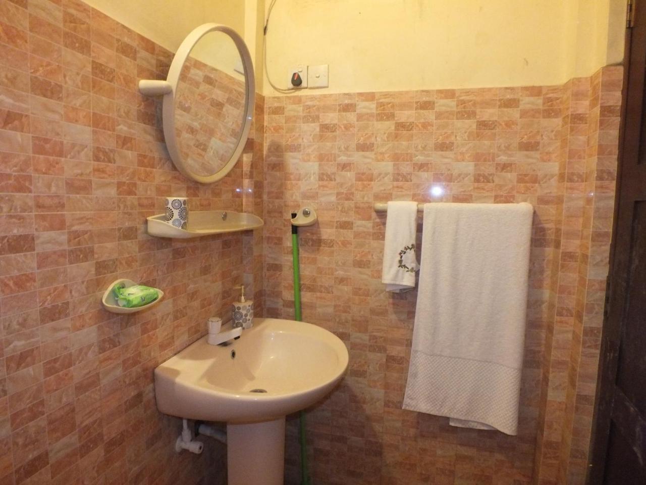 Hillsview Rest & Guest House 马特莱 外观 照片
