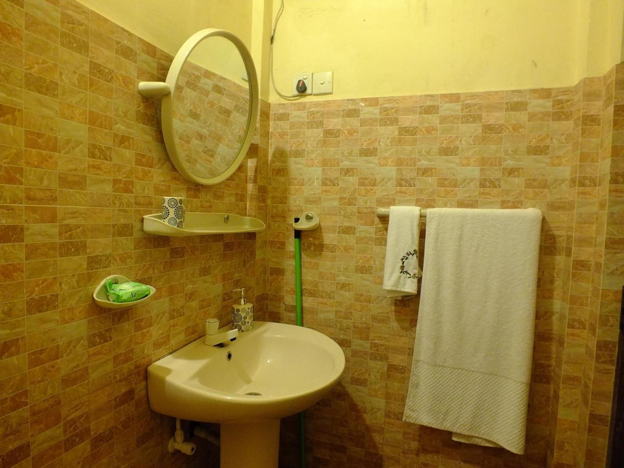 Hillsview Rest & Guest House 马特莱 外观 照片